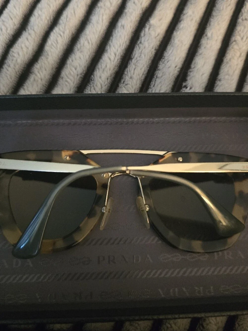 Prada SPR09Q Cinema Tortoise Shell Sunglasses Black Saffiano Leather Case + Box